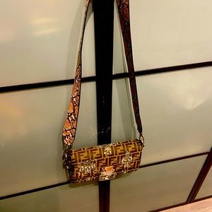 Crossbody bag, only use twice